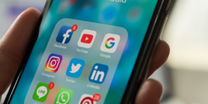 social-840x683